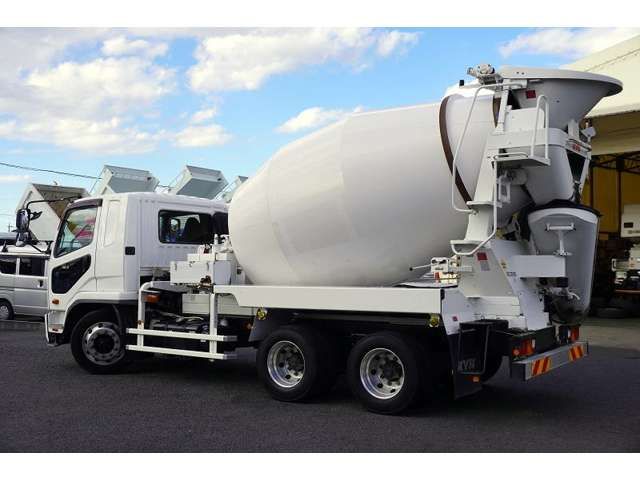 MITSUBISHI FUSOU FIGHTER 2016