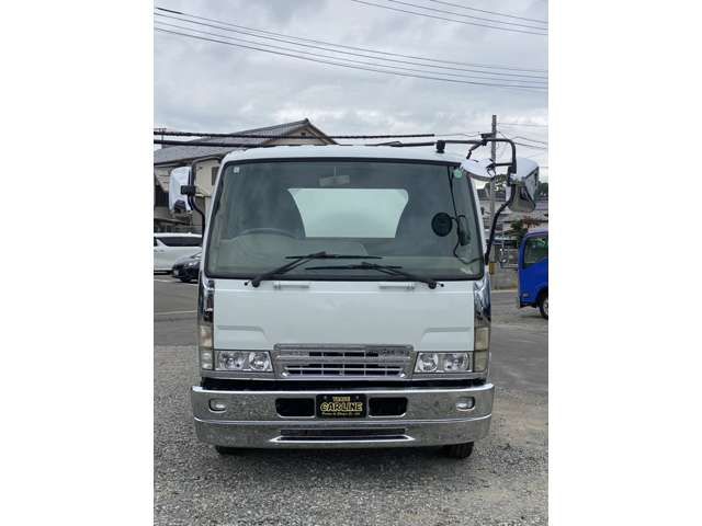 MITSUBISHI FUSOU FIGHTER 2005