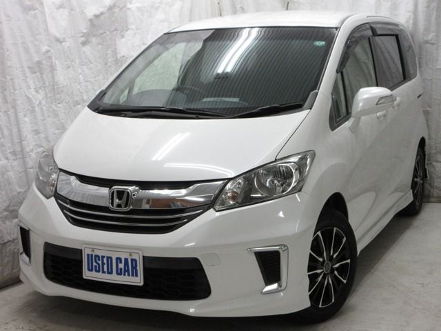 HONDA FREED 2015