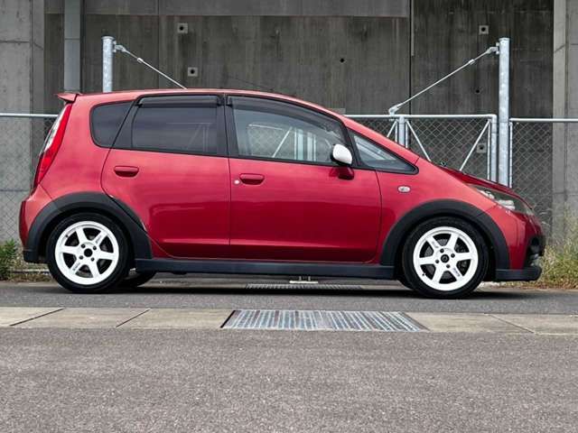 MITSUBISHI COLT 2006