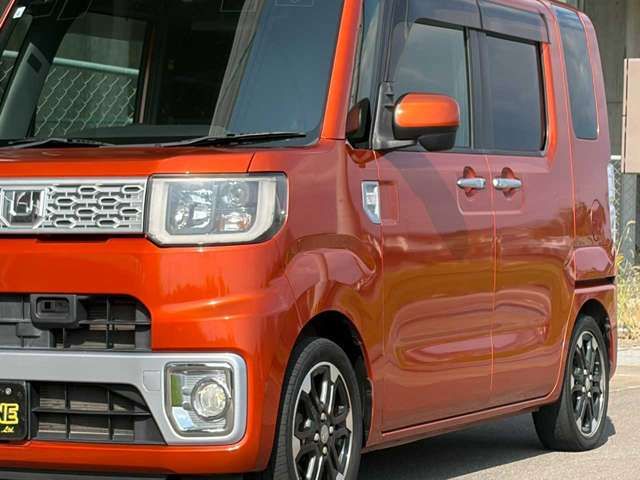 DAIHATSU WAKE 2015