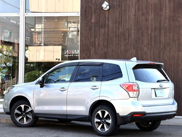 SUBARU FORESTER 2016