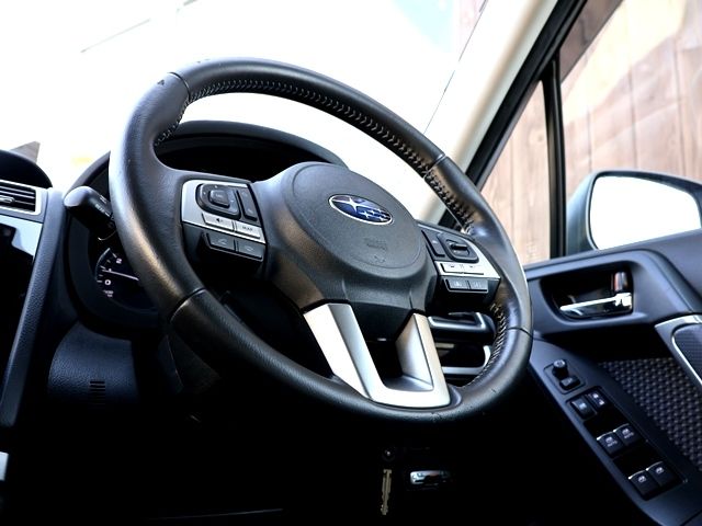 SUBARU FORESTER 2016