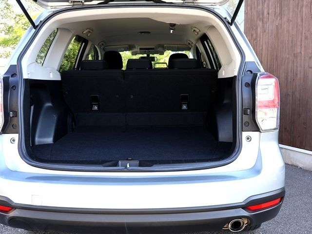 SUBARU FORESTER 2016