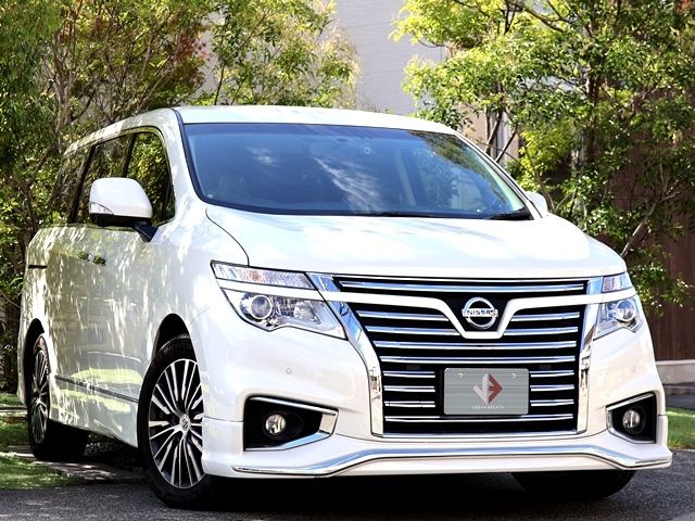 NISSAN ELGRAND 2017