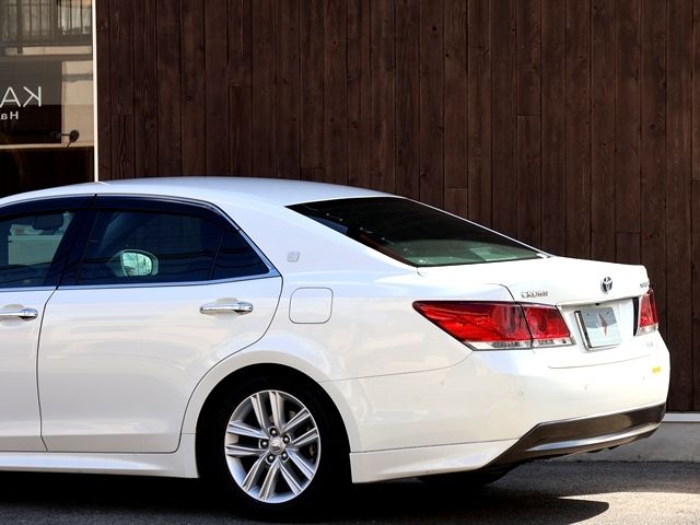 TOYOTA CROWN sedan hybrid 2013
