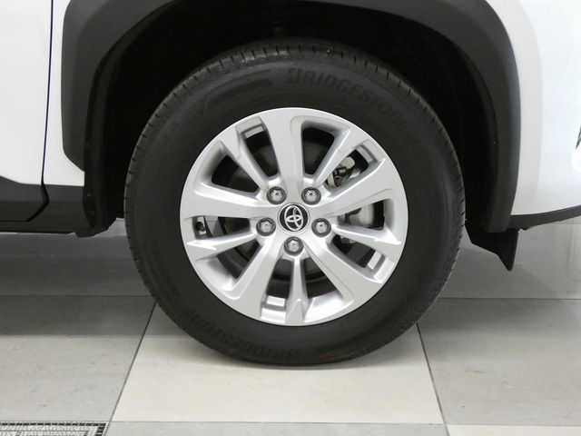 TOYOTA YARIS CROSS 2025