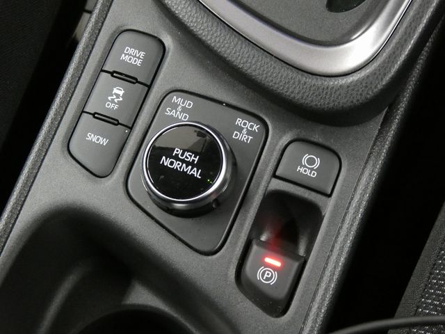 TOYOTA YARIS CROSS 2025