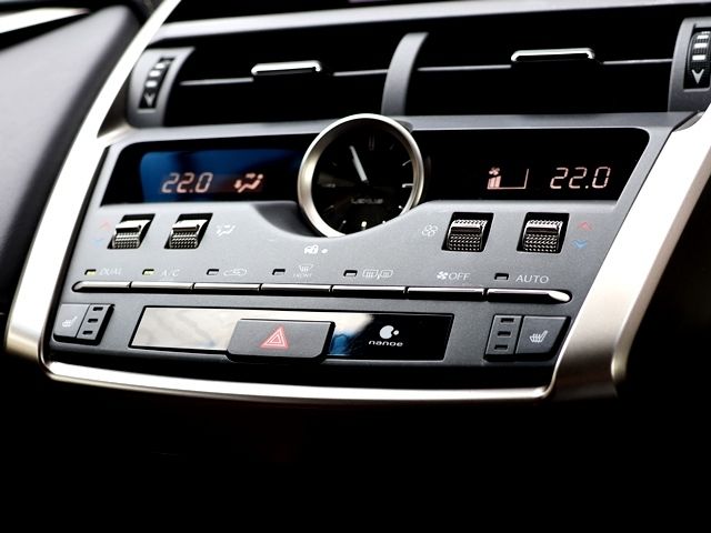 TOYOTA LEXUS NX300 2018