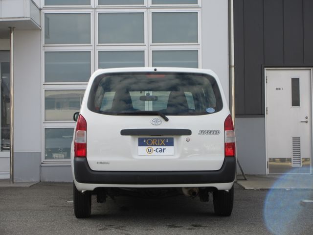 TOYOTA SUCCEED van 4WD 2018