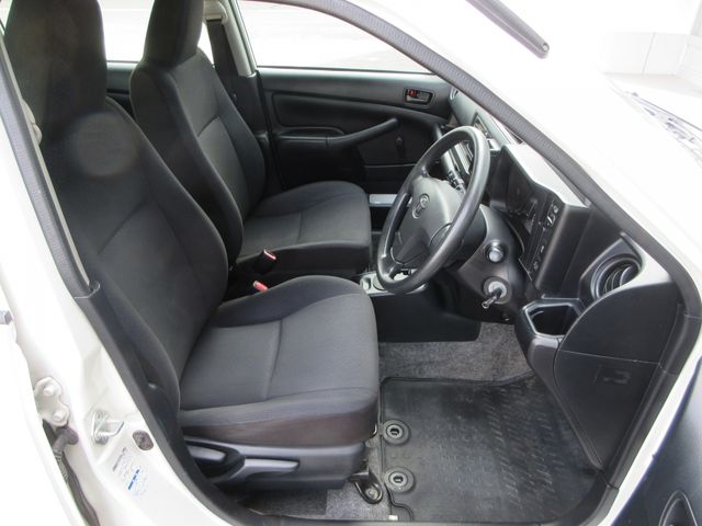 TOYOTA SUCCEED van 4WD 2018