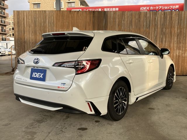 TOYOTA COROLLA TOURING HYBRID 2023