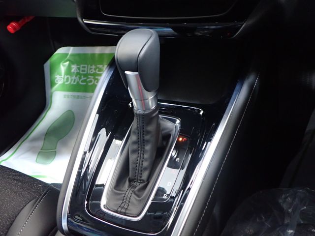 HONDA VEZEL e:HEV 2025