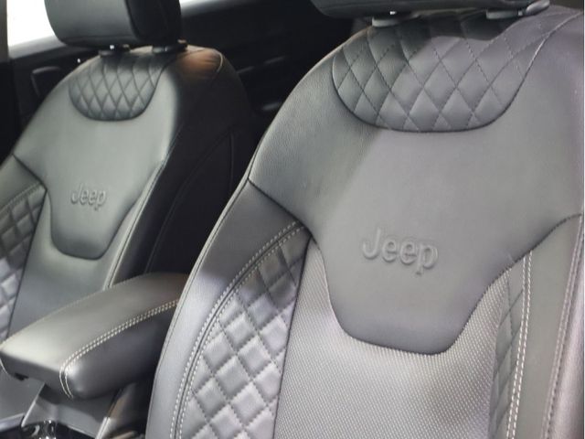 JEEP JEEP COMMANDER 2024