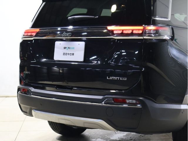 JEEP JEEP COMMANDER 2024