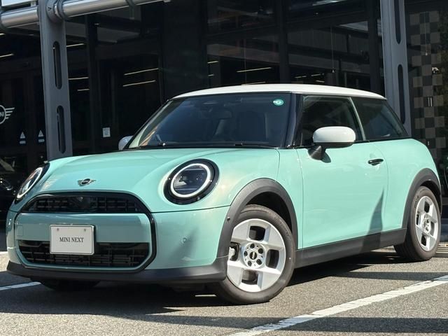 BMW MINI COOPER 2024