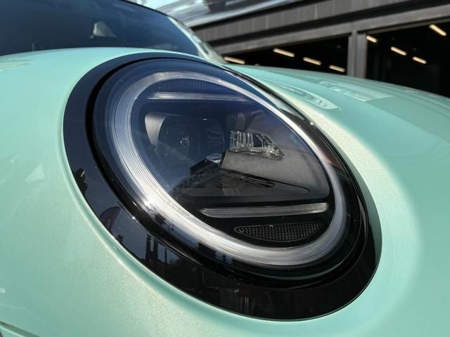 BMW MINI COOPER 2024