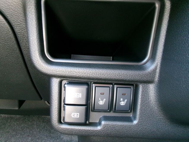 SUZUKI WAGON R SMILE 2025