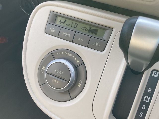 DAIHATSU MIRA Cocoa 4WD 2012