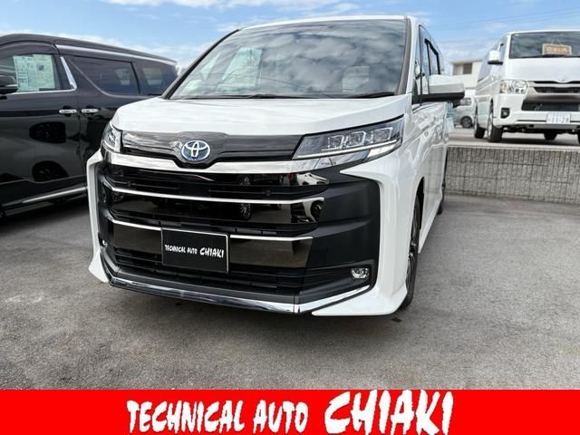 TOYOTA NOAH HYBRID 2024