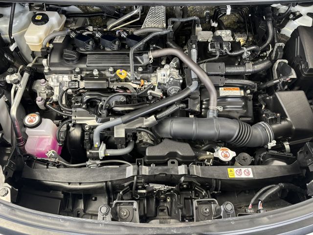 TOYOTA SIENTA HYBRID 2022