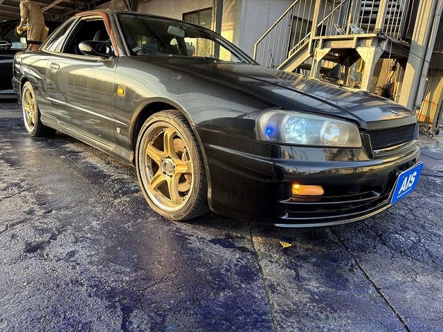 NISSAN SKYLINE coupe 2000