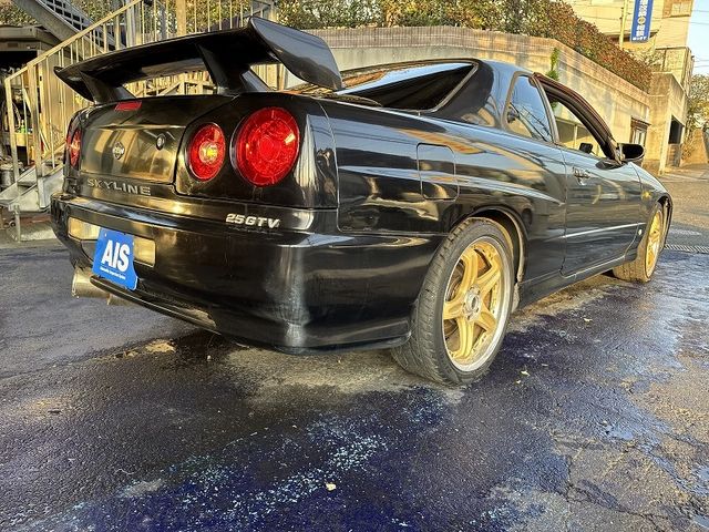 NISSAN SKYLINE coupe 2000