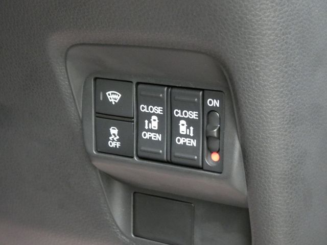 HONDA FREED 4WD 2024