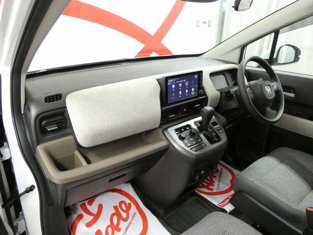 HONDA FREED 4WD 2024