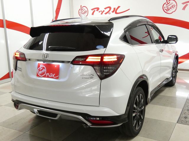 HONDA VEZEL HYBRID 4WD 2020