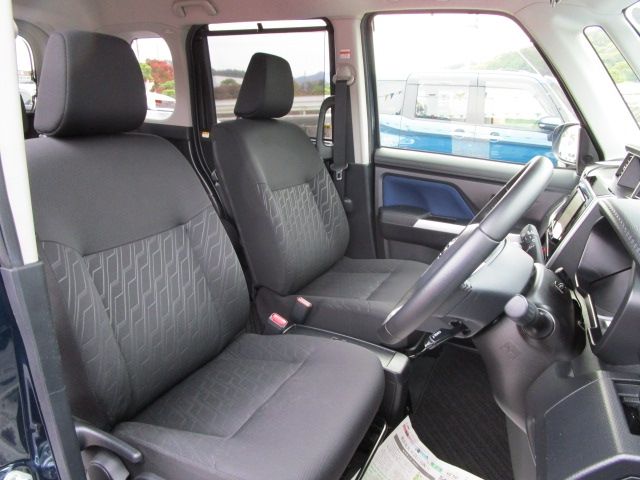 TOYOTA ROOMY 4WD 2017