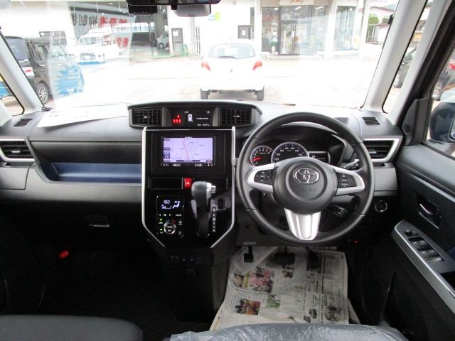 TOYOTA ROOMY 4WD 2017