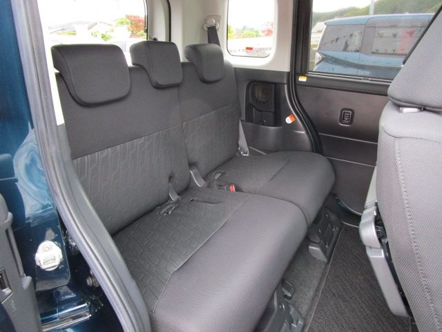 TOYOTA ROOMY 4WD 2017