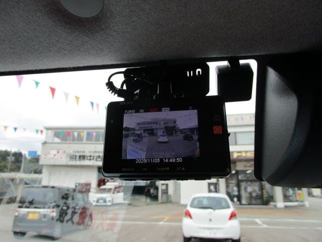 TOYOTA ROOMY 4WD 2017