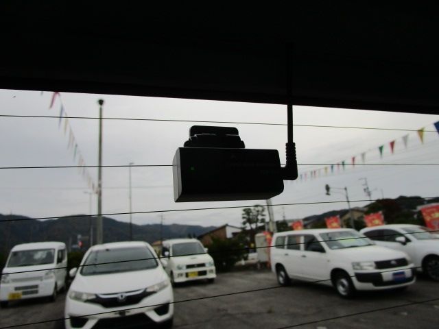 TOYOTA ROOMY 4WD 2017