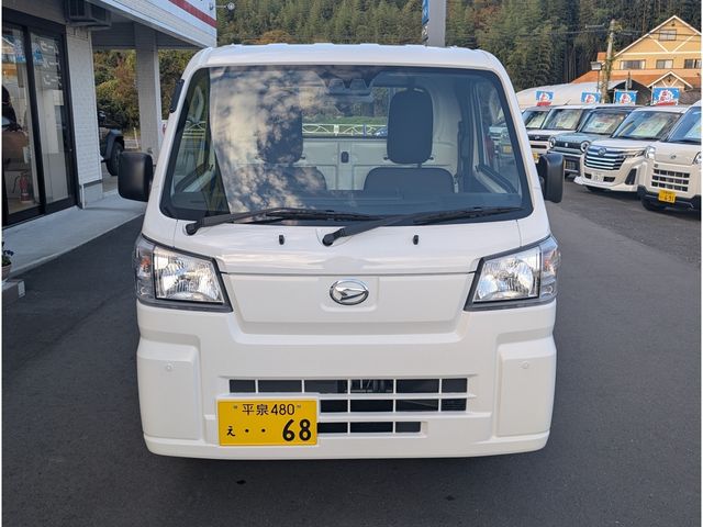 DAIHATSU HIJET truck 4WD 2025