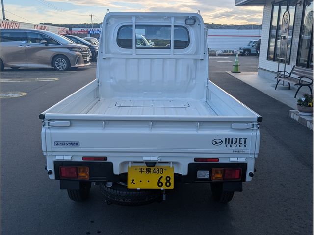 DAIHATSU HIJET truck 4WD 2025