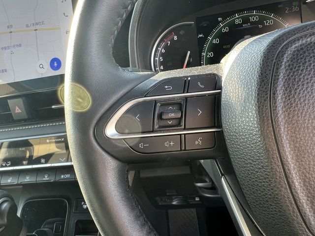 TOYOTA NOAH 4WD 2022