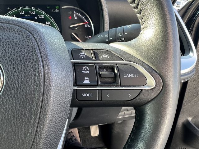 TOYOTA NOAH 4WD 2022