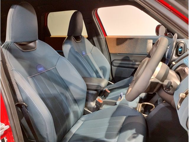 BMW MINI COUNTRYMAN 2025