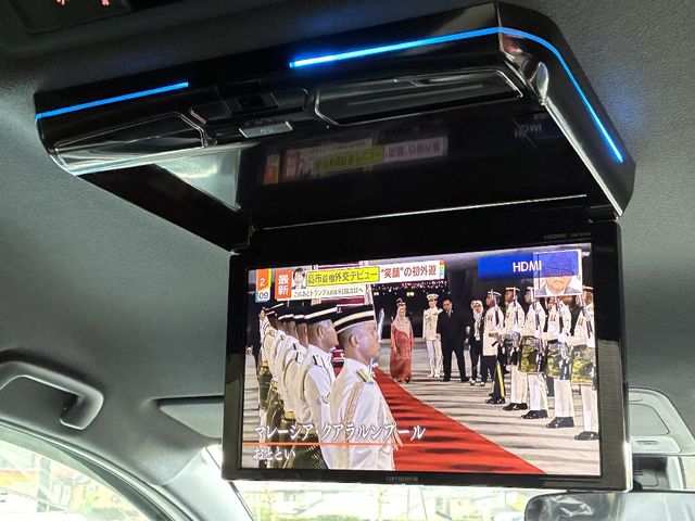 TOYOTA NOAH 4WD 2021