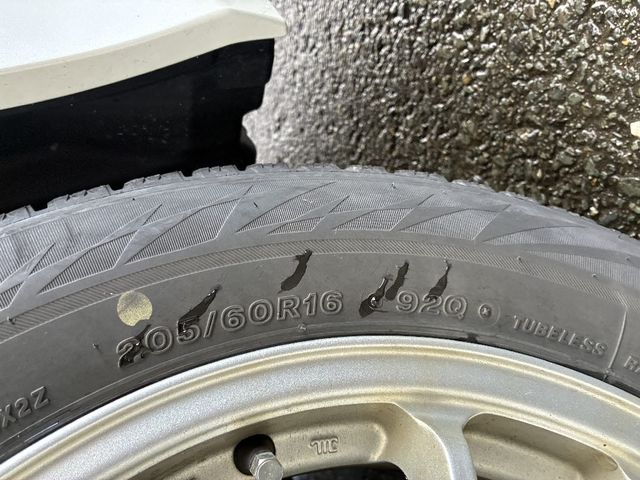 TOYOTA NOAH 4WD 2021