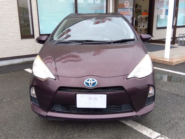TOYOTA AQUA 2014