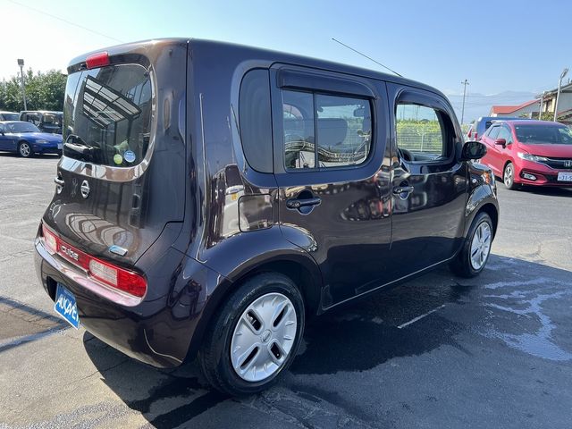 NISSAN CUBE 2010