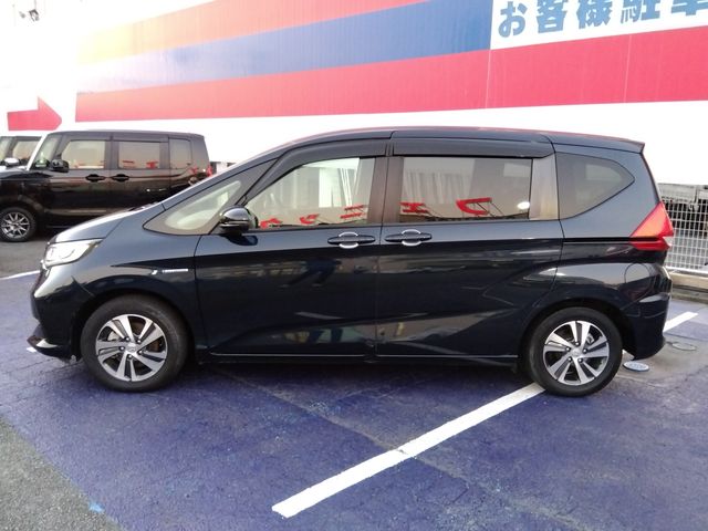 HONDA FREED HYBRID 2020