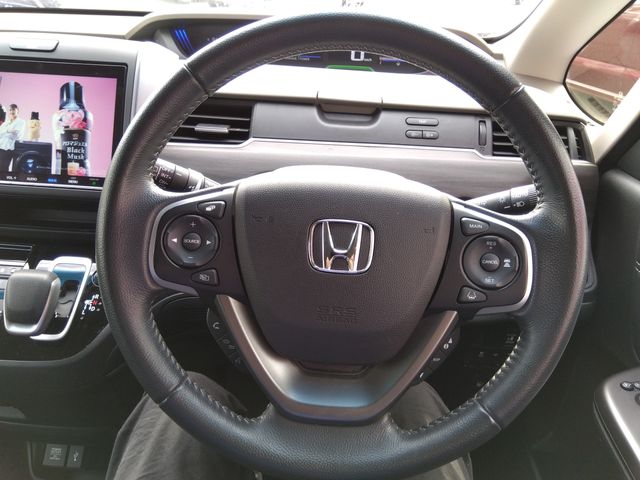 HONDA FREED HYBRID 2020