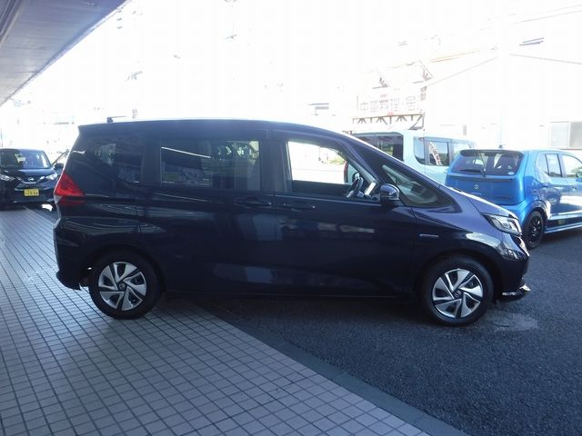 HONDA FREED HYBRID 2021