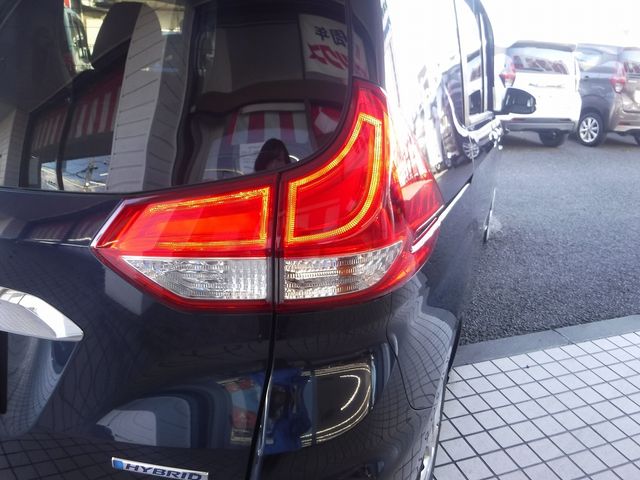 HONDA FREED HYBRID 2021