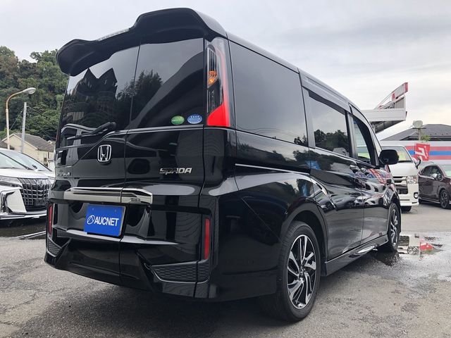 HONDA STEPWAGON SPADA 2016