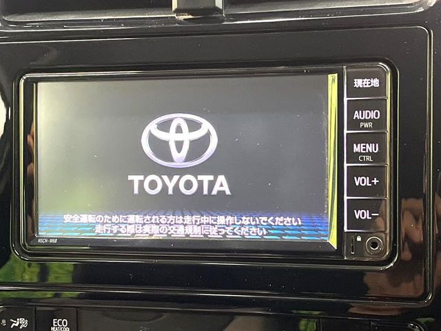 TOYOTA PRIUS 2019